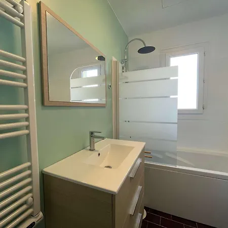 Hébergement de vacances Maison Calme Avec Jardin Et Wifi, Proche Plages Cote De Granit Rose - Fr-1-542-64 Perros-Guirec